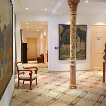 Great View Floor Spacious Flat With Pool And Gym