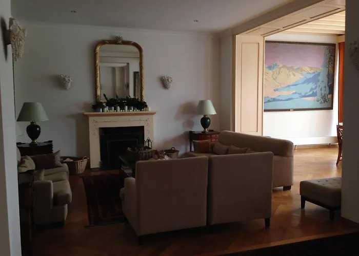 Great View Floor Spacious Flat With Pool And Gym Chateau-d'Oex